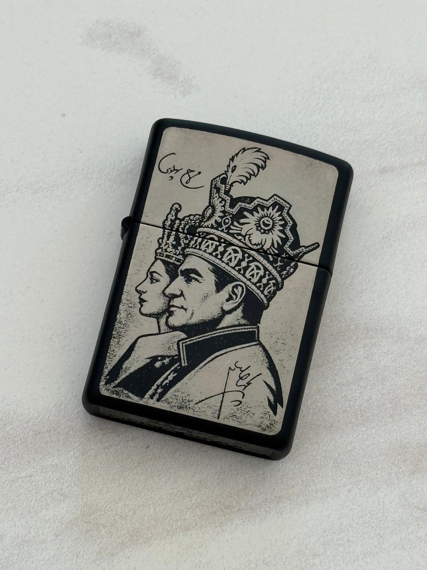 Shah & Farah Silver Signature Zippo | فندک زیپو نقره‌ای امضای شاه و فرح